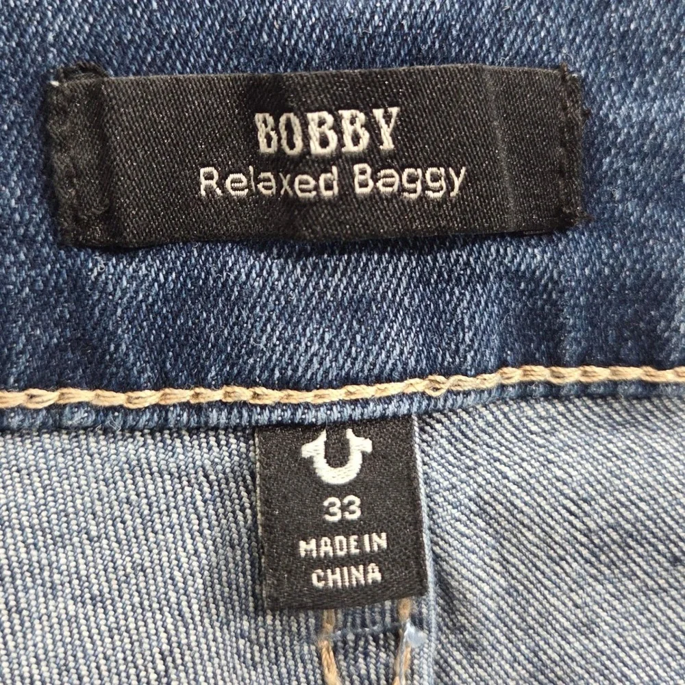 True Religion Bobby Relaxed Baggy Jeans Mens 33x32 Blue Applique Medium Wash NEW